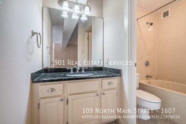 Building Photo - 109 N Main St