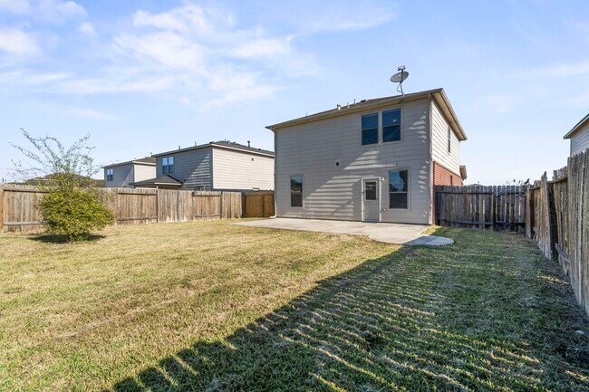 Building Photo - 914 Canyon Hill Ln