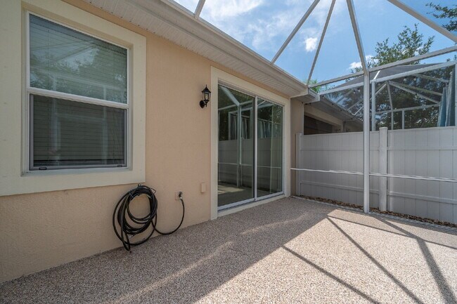 Building Photo - Beautiful 3/2 in desirable Stoneridge!