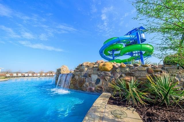 Building Photo - 3018 Montrose Ct