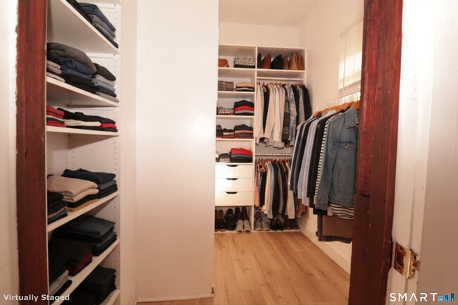 Building Photo - 117 Lamberton St