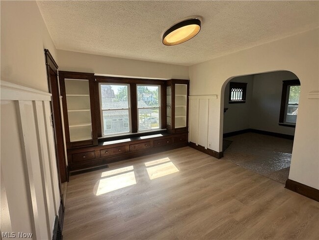 Building Photo - 14415 Westropp Ave