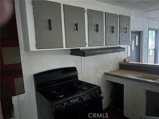 Building Photo - 14435 Skyway