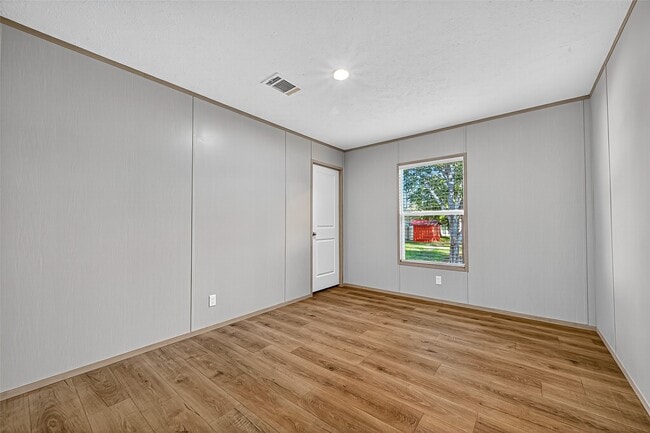Building Photo - 1115 1 Oak Chase Rd
