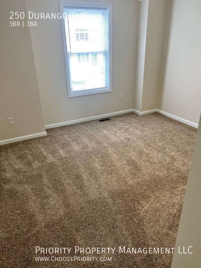 Building Photo - 250 Durango Cir