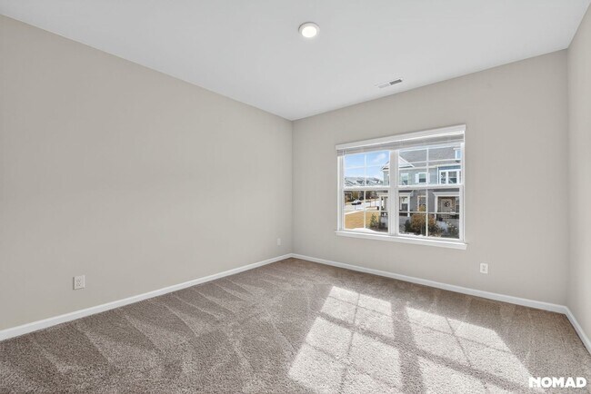 Building Photo - Spacious 3BR Townhome in Matthews