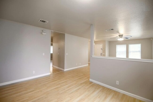 Building Photo - 8412 Fall Meadow Ln