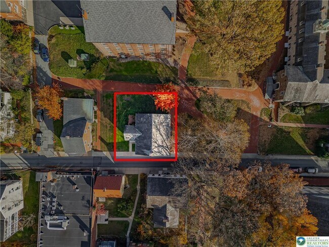 Building Photo - 426 Heckewelder Pl