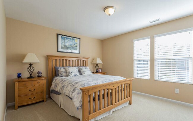 Building Photo - Gorgeous 4 bedroom home in Durham minutes from shopping and entertainment!