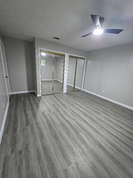 Building Photo - 918 Lindy Ct