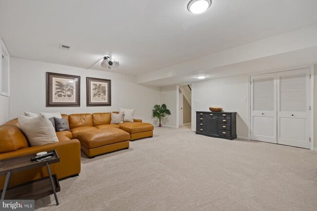 Building Photo - 1606 Angus Ct