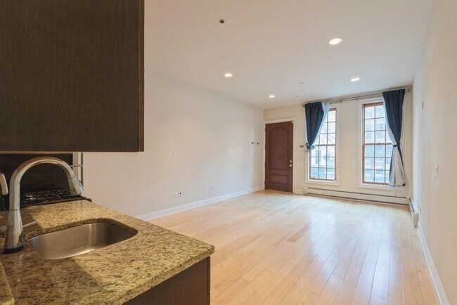 Building Photo - 110 Liberty View Dr.