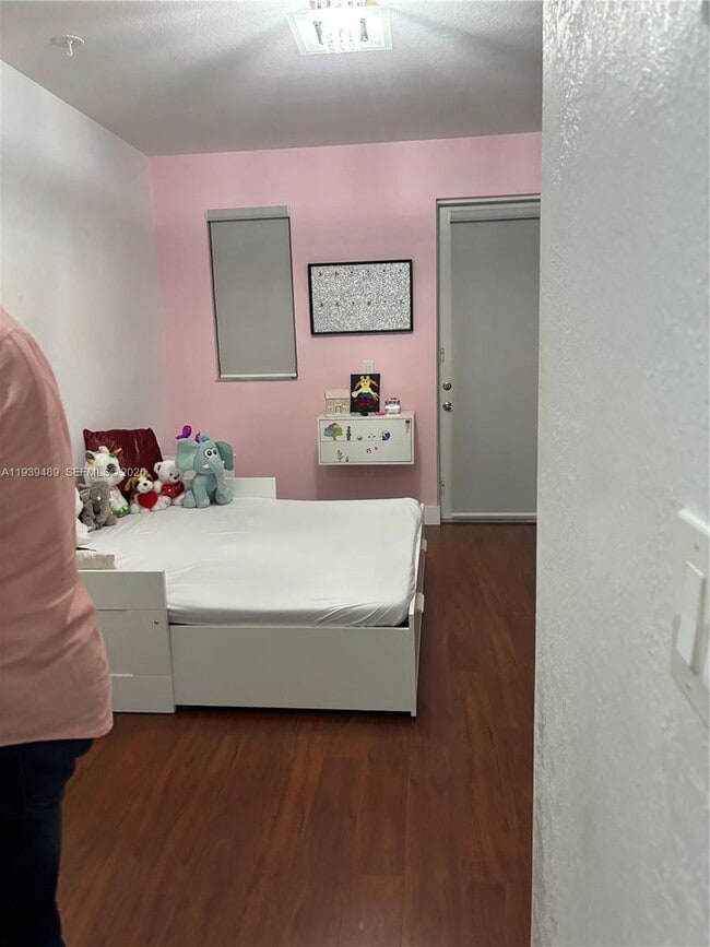 Building Photo - 10788 NW 74th St