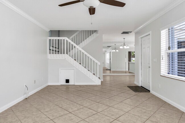 Building Photo - 8159 Andover Ct