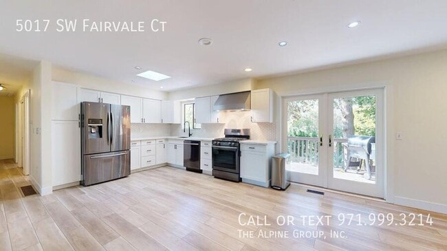 Building Photo - 5017 SW Fairvale Ct