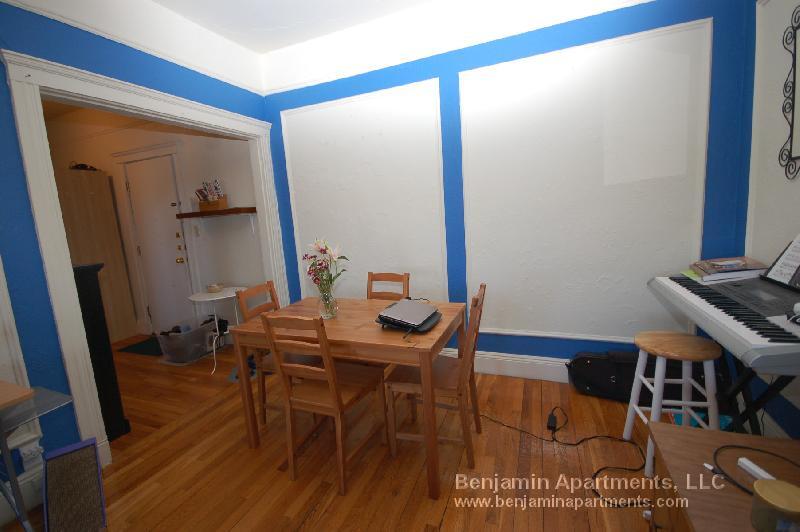 Building Photo - 1687 Commonwealth Ave