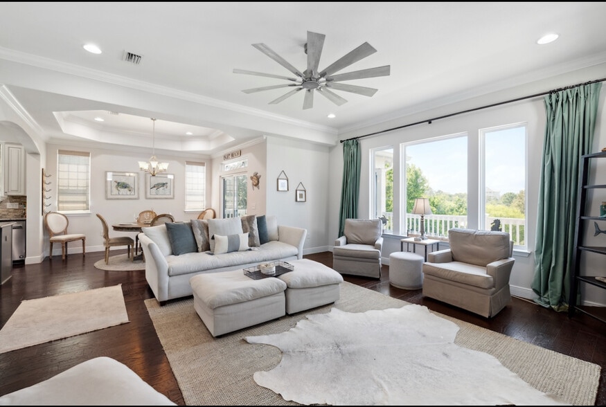 Building Photo - 20 Inlet Cv