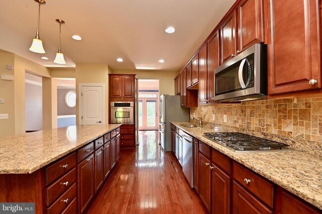 Building Photo - 43316 Old Ryan Rd