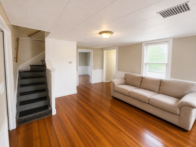 Building Photo - CHARMING 2BD 1BA HOME IN HAMEL
