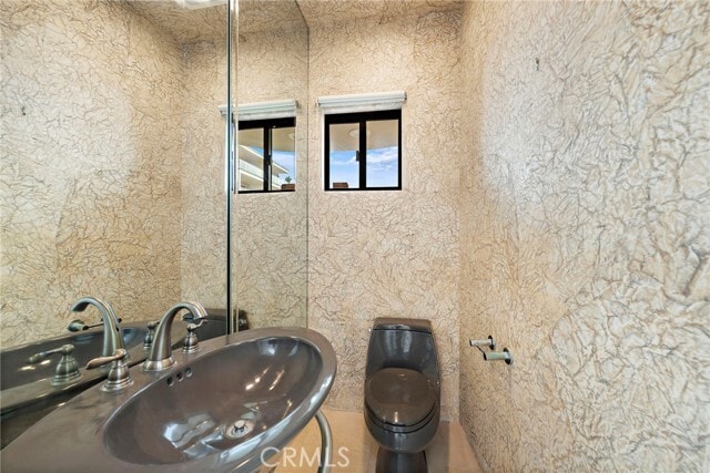 Building Photo - 715 Ocean Front