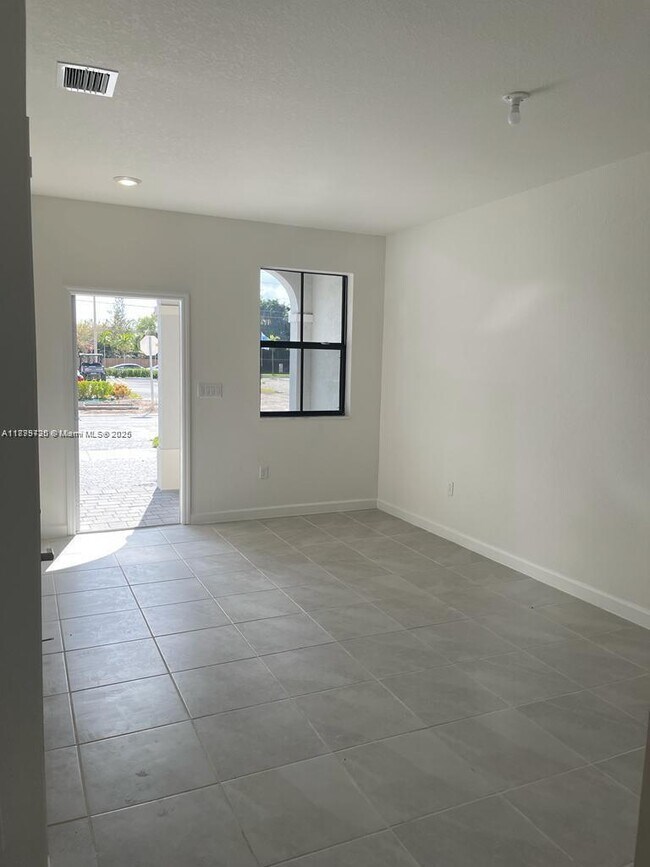 Building Photo - 13383 SW 287th Ter