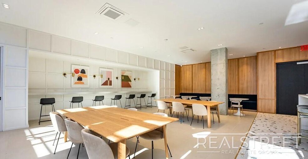 Building Photo - New Luxury Development in Prime Vinegar Hill