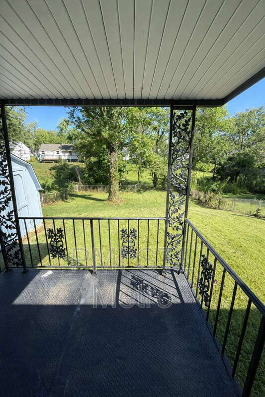 Building Photo - 329 Caithness Rd