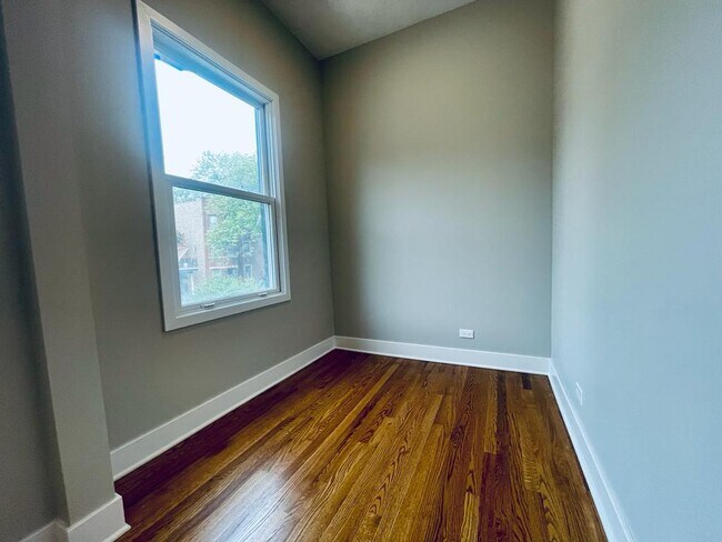 Building Photo - 2309 N Campbell Ave