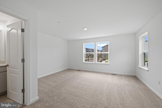 Building Photo - 9942 -A Count Fleet Cres