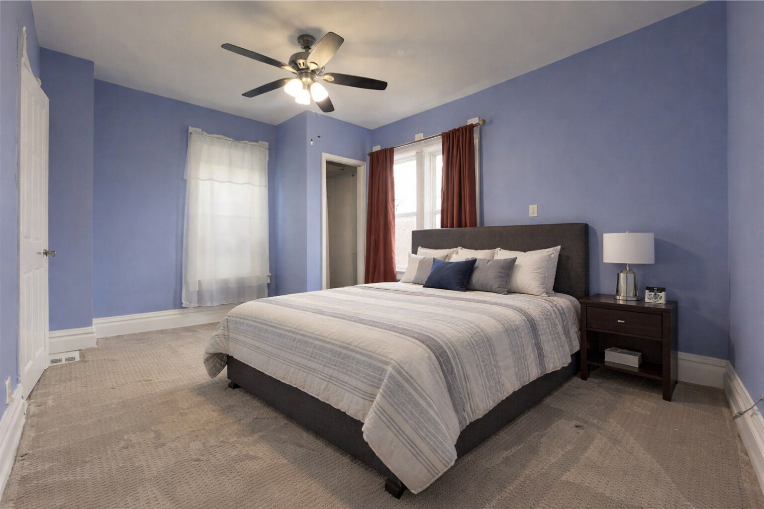 Building Photo - 523 Tracy Ave