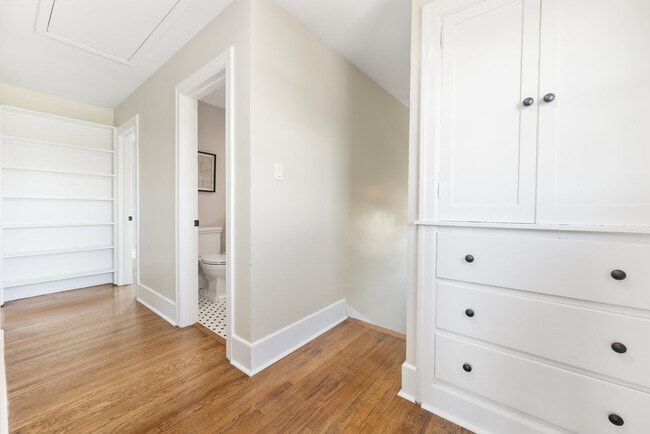 Building Photo - 3447 Goldfinch St