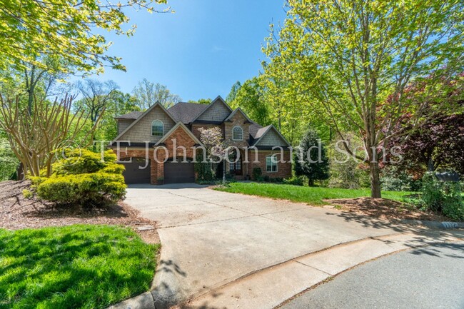 Primary Photo - Luxury Living in Lewisville