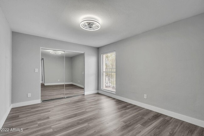 Building Photo - 7290 E Rancho Vista Dr