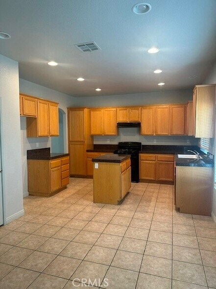 Building Photo - 12241 Chacoma Way