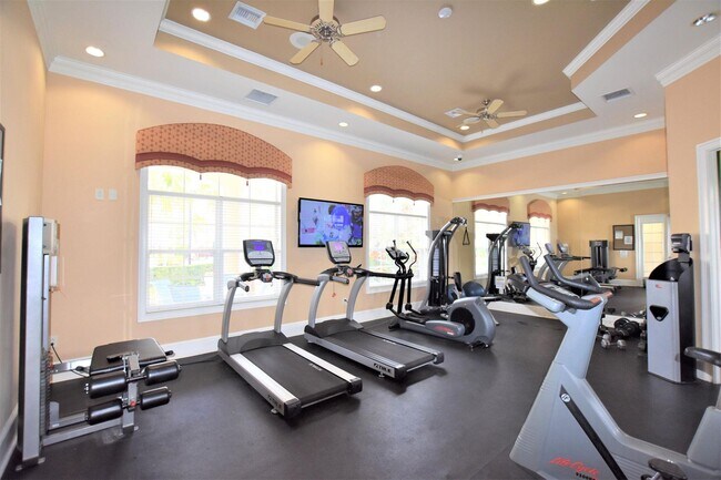 Building Photo - 9857 Baywinds Blvd