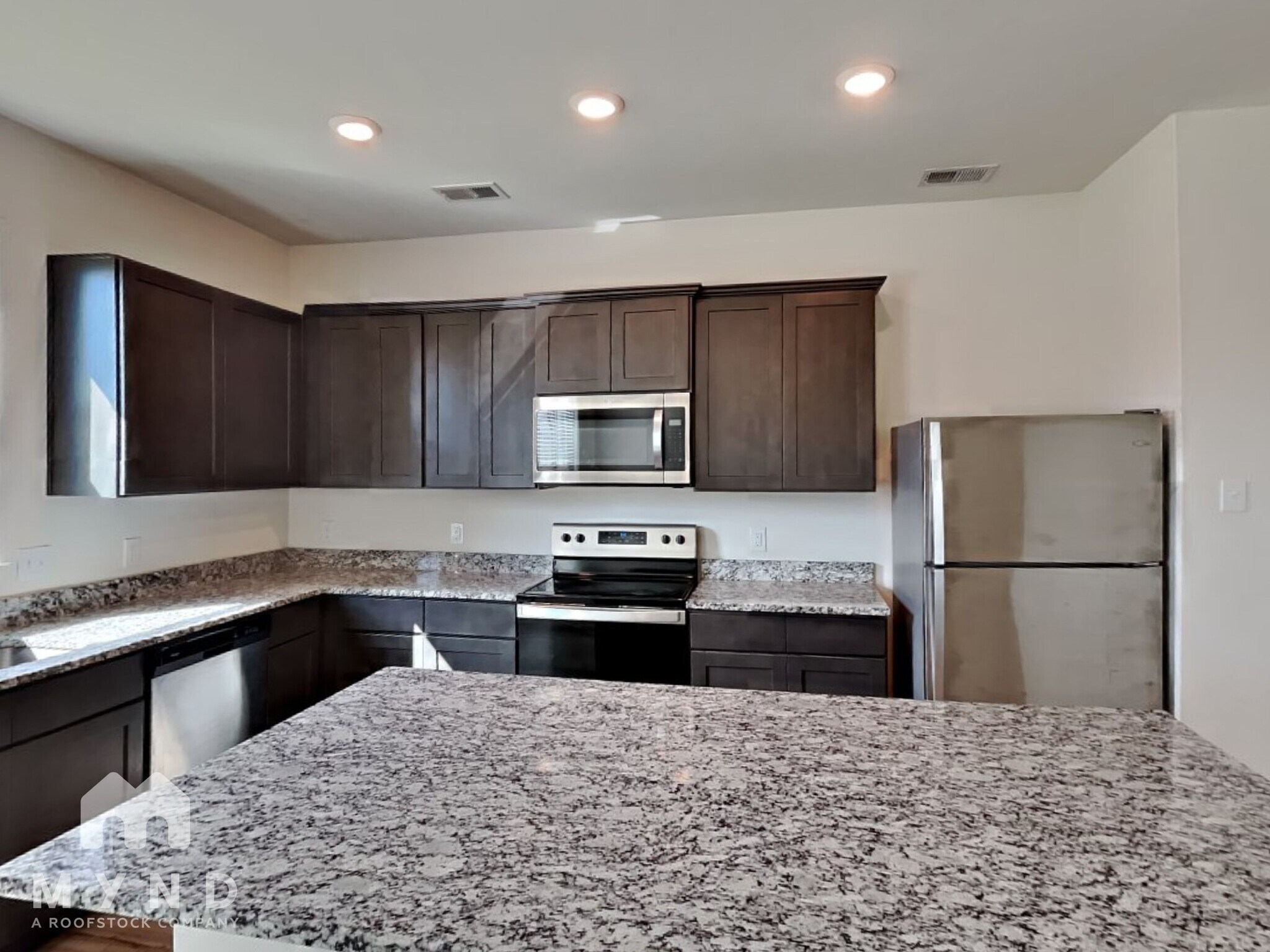 Building Photo - 732 Keeneland Dr