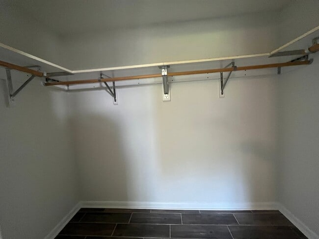 Building Photo - Charming 4-Bedroom Brick Home on Spacious ...