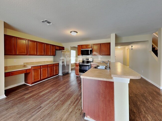 Building Photo - 15260 Perdido Dr