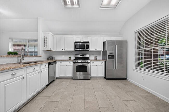 Building Photo - 3118 Aylesworth Ct