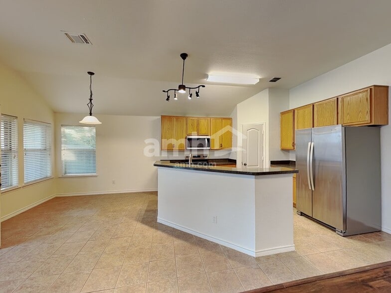 Building Photo - 3540 Desert Mesa Rd