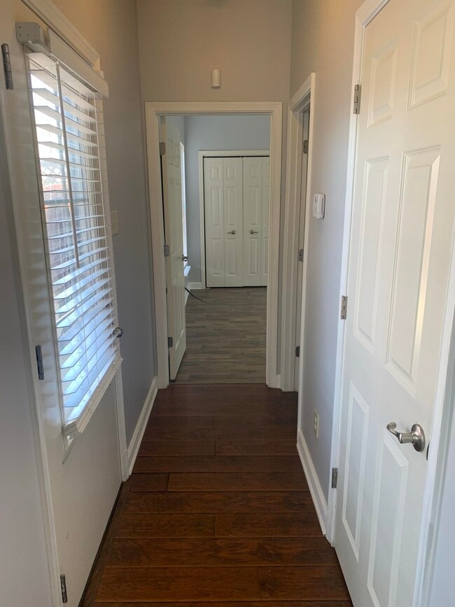 Building Photo - 158 Keel Ave