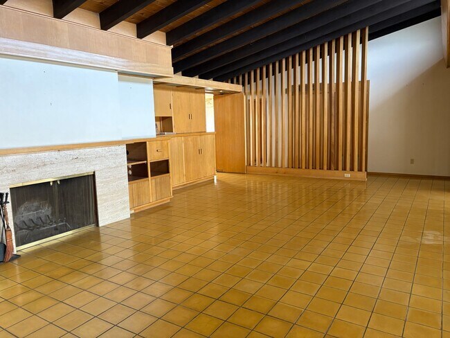 Building Photo - Tucson West 3 Bedroom