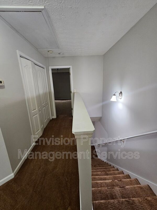 Building Photo - 678 Georgetown Ct