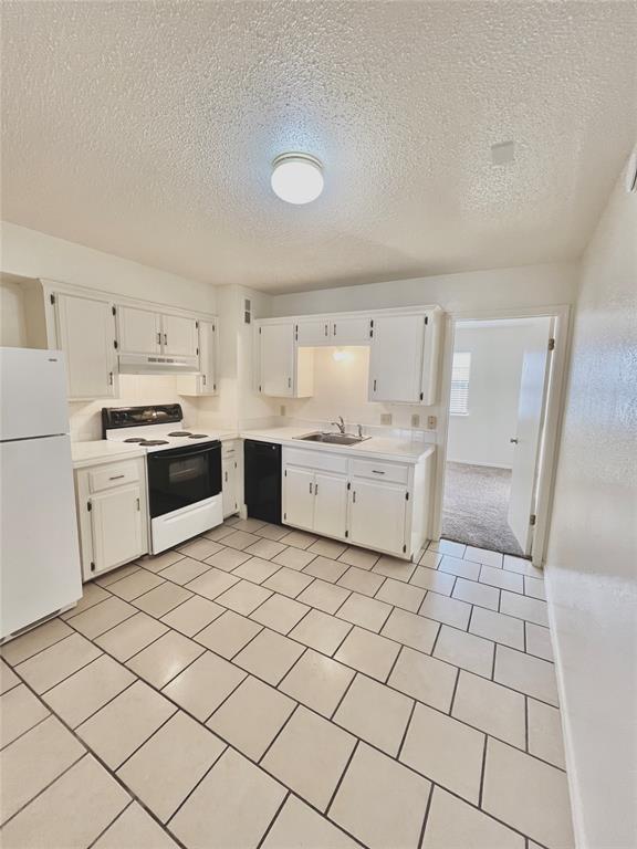 Building Photo - 1901 E Lindsey St