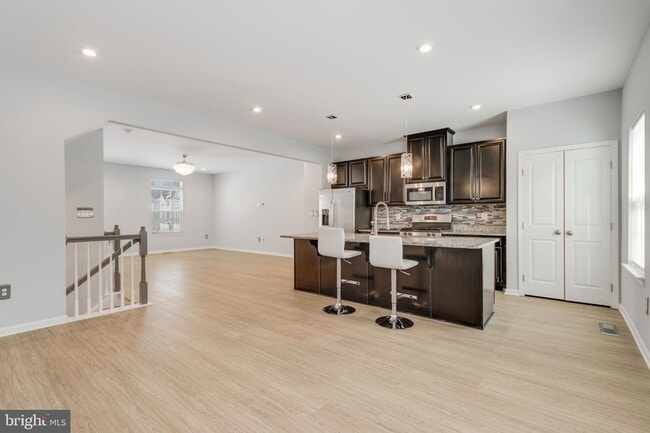 Building Photo - 2615 Wheatland Station Way