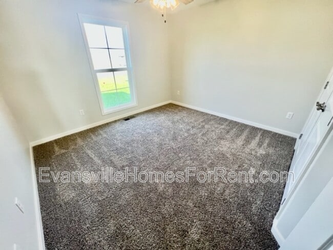 Building Photo - 12841 Halle Dr