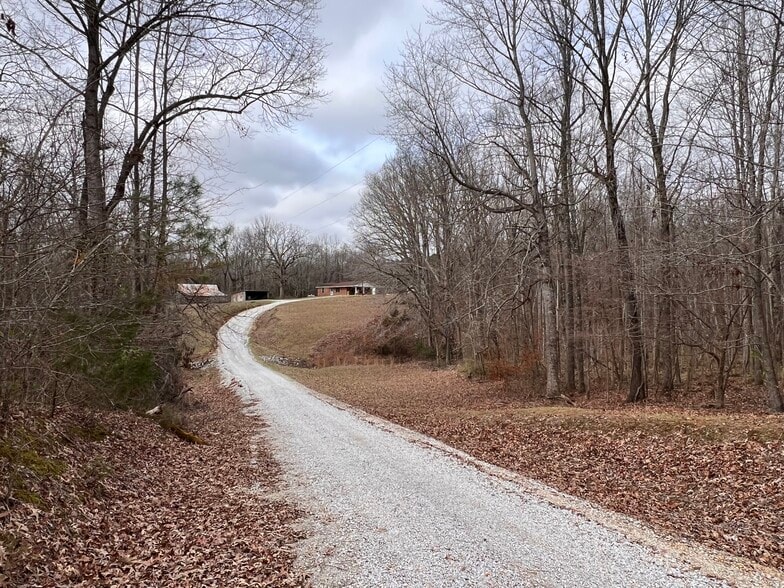 Building Photo - 1023 County Road 252