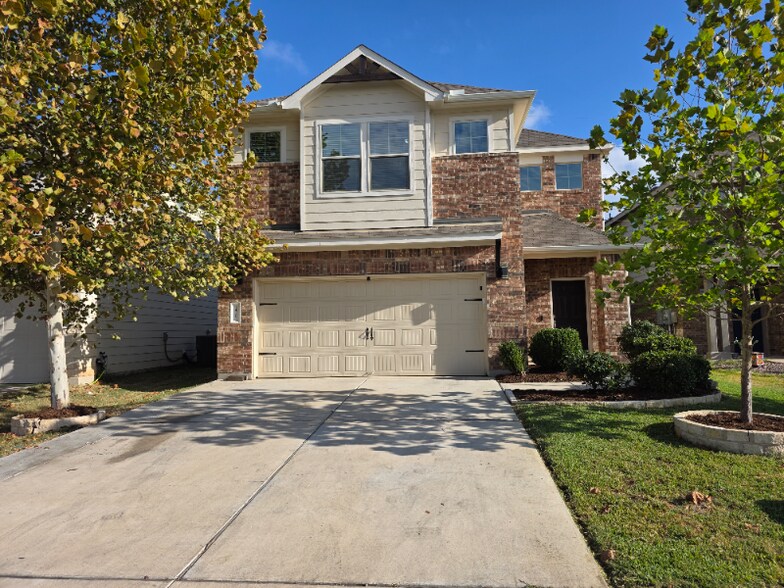 Building Photo - 14107 Eucalyptus Bnd