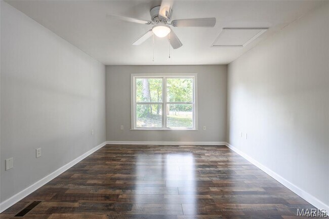 Building Photo - 11610 Gamel Cemetery Rd