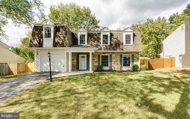 Building Photo - 12856 Fantasia Dr